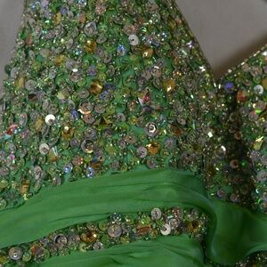 Night Moves Sequins/Beads/ Rhinestones SZ 10 NWT